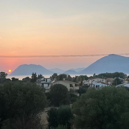 Δωματιο Με Ησυχία Και Θέα Patras Dış mekan fotoğraf